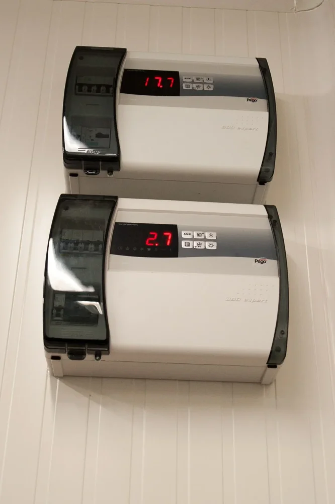 Isotherme constructie, toonbankmeubel en instapkoelcel — foto 3
